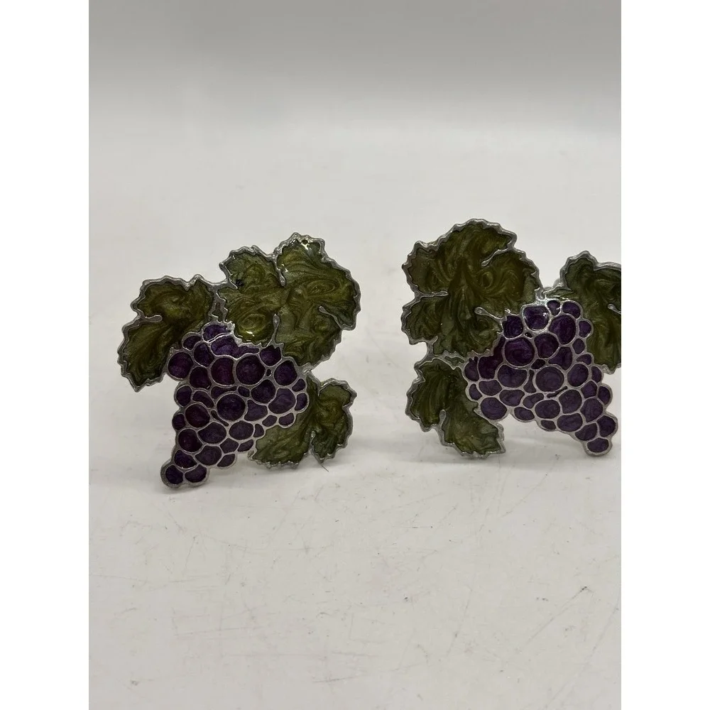 Pair Grape Cluster Napkin Rings Enamel Metal Vineyard Wine Country Table Decor